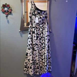 Floral Black and White Maxi Dress- NWT
